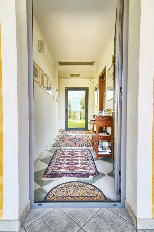 ארבוראה A Villa Ada B&B מראה חיצוני תמונה